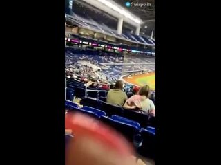 ero-seks ru - sexpornwife showed her milky boobs at the baseball game
